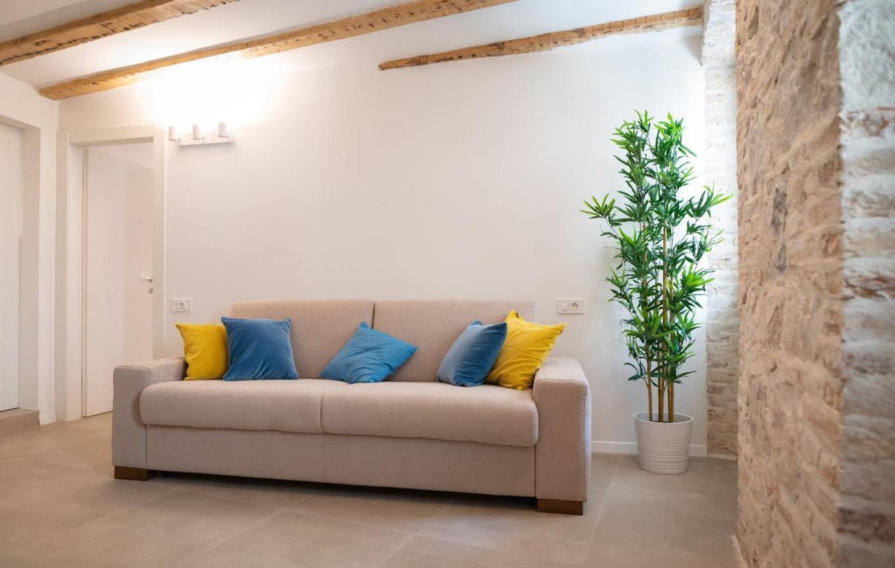 Vitelli Apartments And Rooms Split Luaran gambar